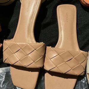 Forever 21 Tan Woven Slide Sandals